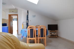thumbnail: Interior