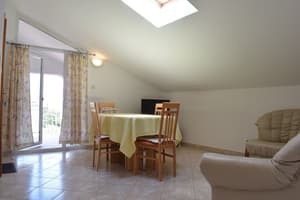 thumbnail: Living room