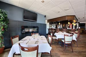 thumbnail: Restaurant