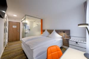 thumbnail: 415123379.jpg
