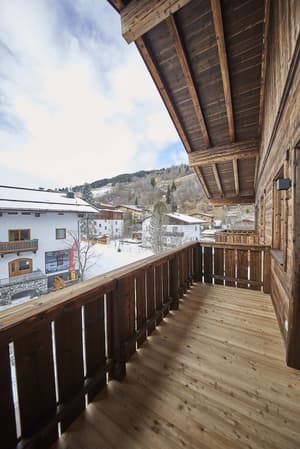 thumbnail: Balcony
