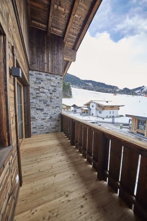 thumbnail: Balcony
