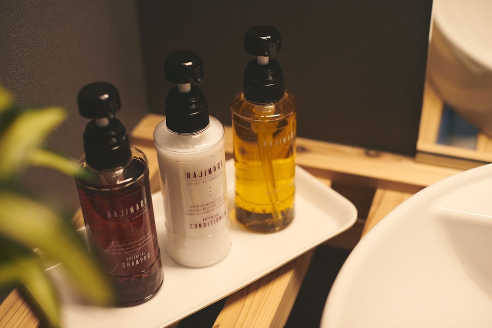 Bathroom amenities