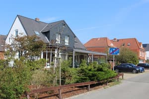 thumbnail: Exterior