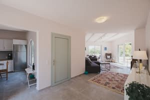 thumbnail: Living area