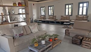 thumbnail: Lobby sitting area