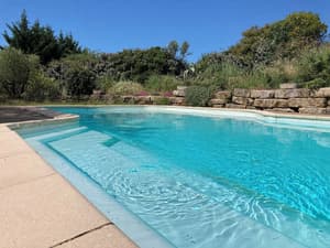 thumbnail: Pool