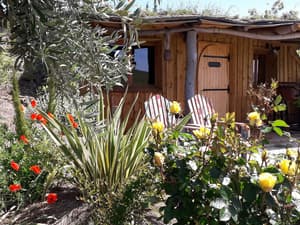 thumbnail: Front of property