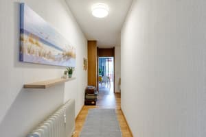 thumbnail: Interior