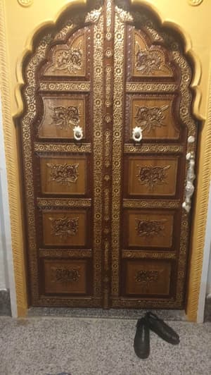 thumbnail: Interior detail