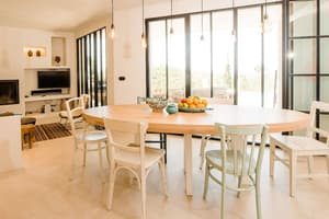 thumbnail: In-room dining