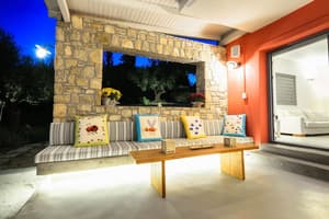 thumbnail: Terrace/patio