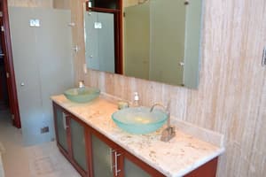 thumbnail: Bathroom sink