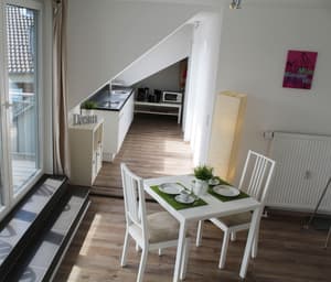 thumbnail: In-room dining