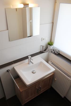 thumbnail: Bathroom sink