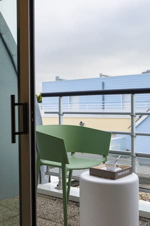 thumbnail: Balcony