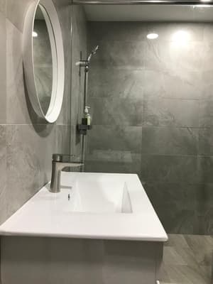 thumbnail: Bathroom