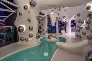 thumbnail: Interior
