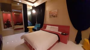 thumbnail: Room