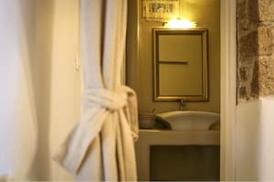 thumbnail: Bathroom sink