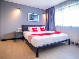 thumbnail: Room