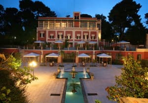 thumbnail: Front of property - evening/night
