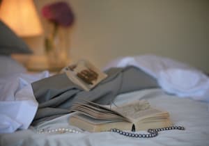 thumbnail: Interior detail