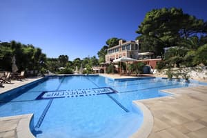 thumbnail: Outdoor pool