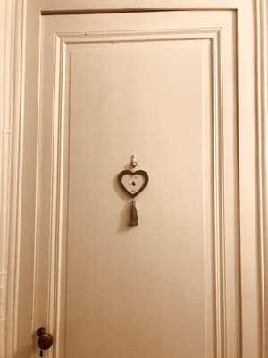 thumbnail: Room amenity