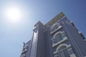thumbnail: Exterior