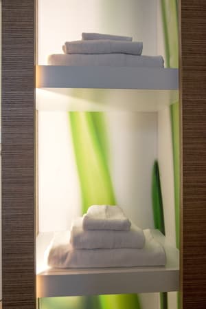 thumbnail: Room amenity