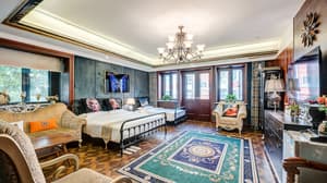 thumbnail: Room