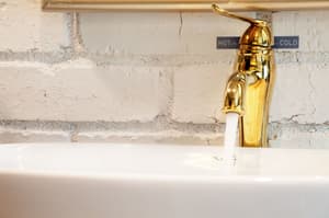 thumbnail: Bathroom amenities