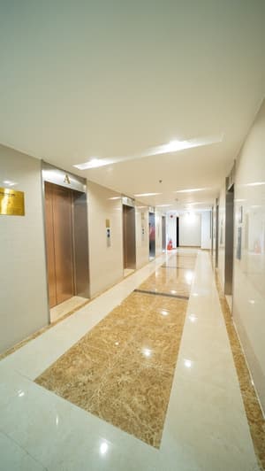thumbnail: Hallway