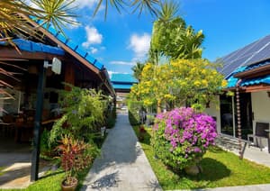thumbnail: Front of property - evening/night