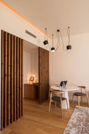 thumbnail: In-room dining