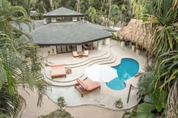 Banana Beach Hotel