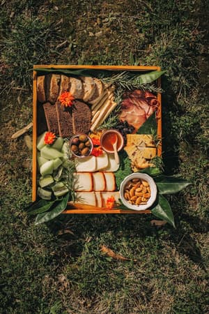 thumbnail: BBQ/picnic area