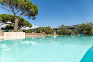 thumbnail: Outdoor pool