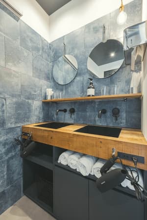 thumbnail: Bathroom sink