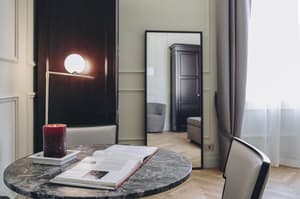 thumbnail: Room
