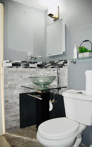 thumbnail: Bathroom