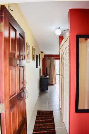 thumbnail: Hallway