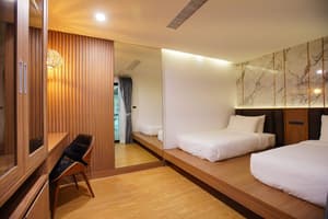 thumbnail: Room