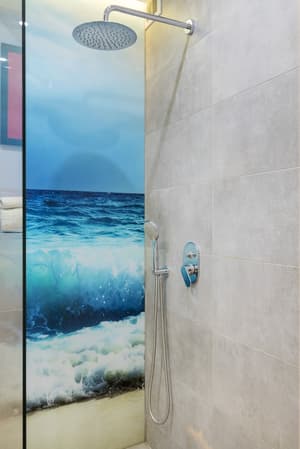 thumbnail: Bathroom shower