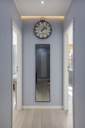 thumbnail: Interior