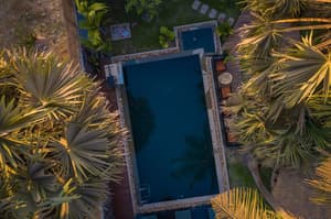 thumbnail: Pool