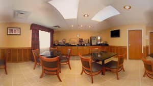 thumbnail: Breakfast area