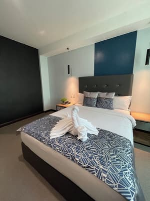 thumbnail: Room
