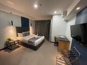 thumbnail: Room